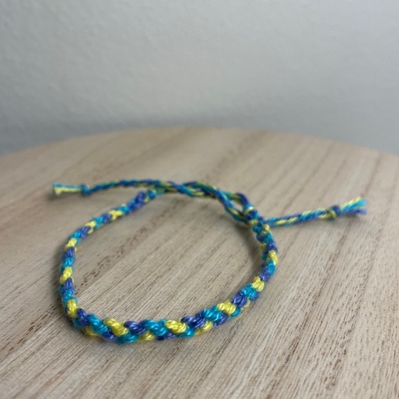 10/$25 Blue and Yellow Woven Bracelet - Picture 1 of 1